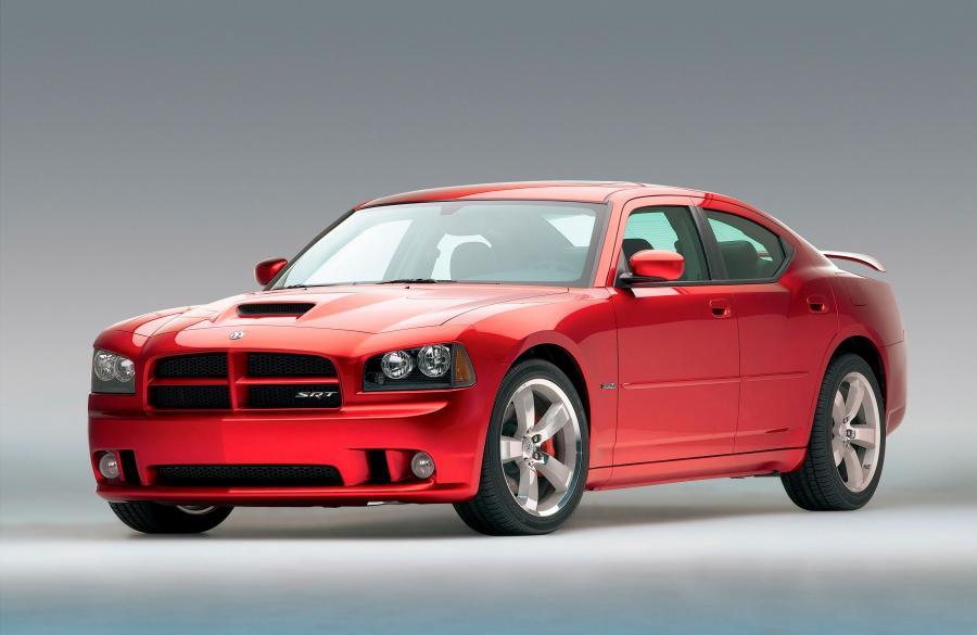  Dodge Charger SRT8 2006 года  (фото 1 из 14)